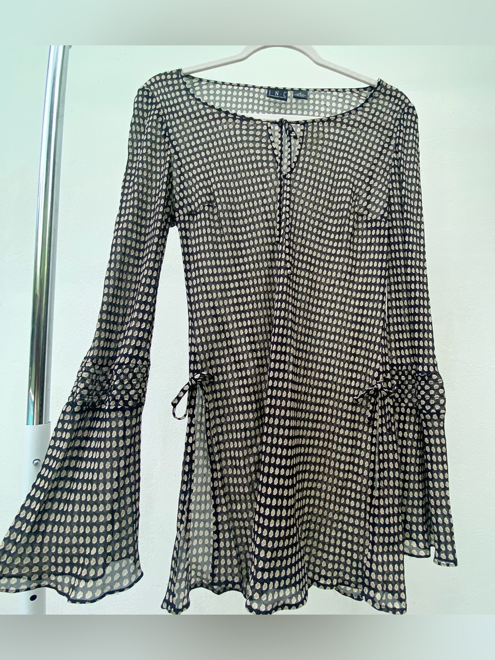 Y2K INC 100% Silk Black & Tan Polkadot Smocked Flare Sleeve Tie Tunic Blouse Siz